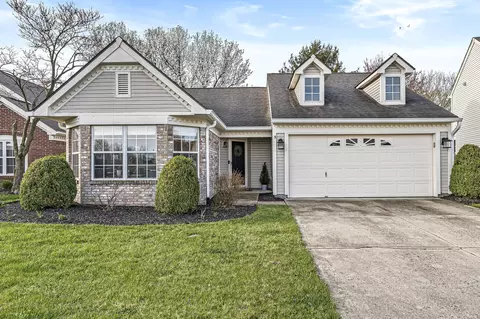 10818 Washington Bay Dr, Fishers, IN 46037