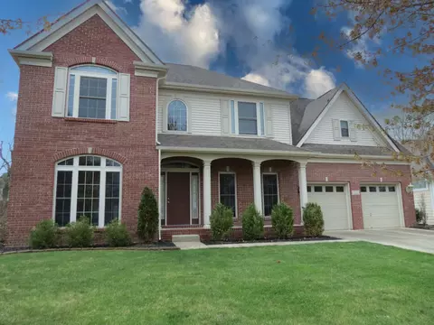 2349 Wyndham Pl S, Columbus, IN 47203
