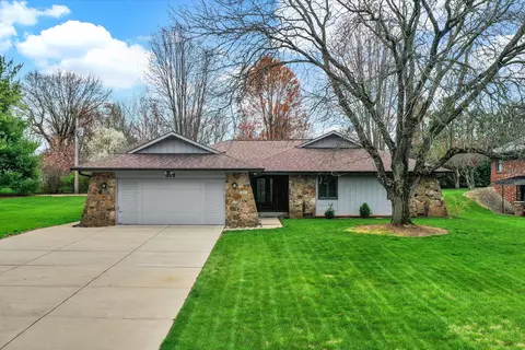 371 Leisure Ln, Greenwood, IN 46142