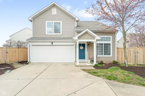 588 Scotch Pine Dr, Greenwood, IN 46143