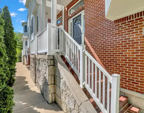 843 S Park Trail Dr #12, Carmel, IN 46032