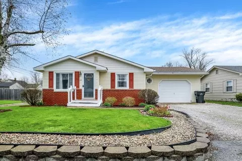 144 W Old South St, Bargersville, IN 46106