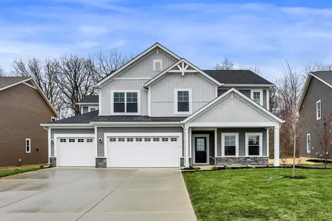 222 Lynette Way, Cumberland, IN 46229
