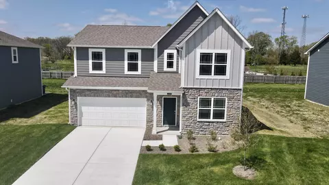 5108 Woodhurst Ln, Indianapolis, IN 46239