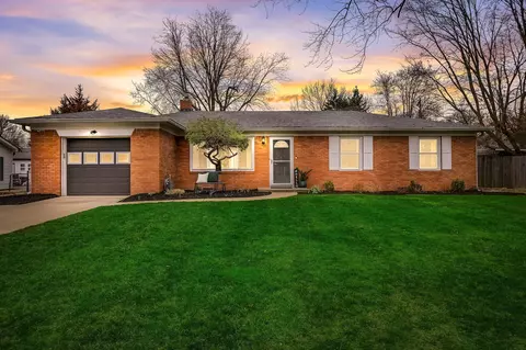 7212 Castle Manor Dr, Indianapolis, IN 46214