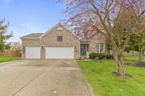 389 Myers Lake Dr, Noblesville, IN 46062