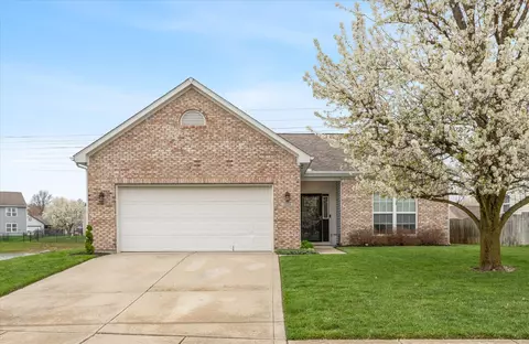 3214 Knobstone Ln, Indianapolis, IN 46203