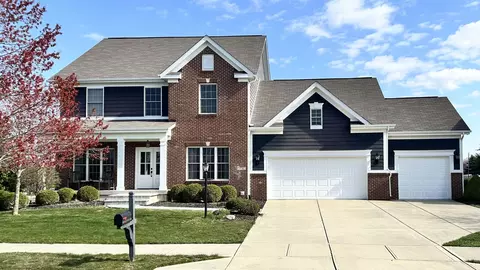 13741 Blooming Orchard Dr, Fishers, IN 46038