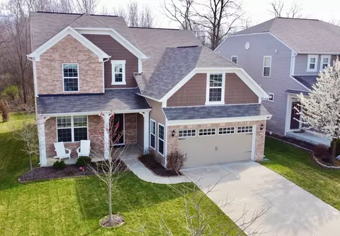 6751 Shooting Star Dr, Whitestown, IN 46075