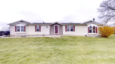558 S 675 E, Greenfield, IN 46140