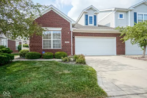 3982 Eldor Flower Dr, Zionsville, IN 46077