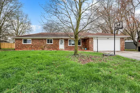 146 Pinedale Dr, Avon, IN 46123