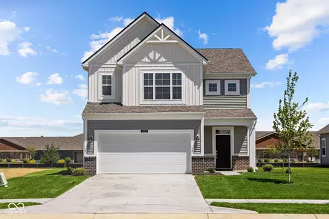 1810 James Pierce Dr, Shelbyville, IN 46176
