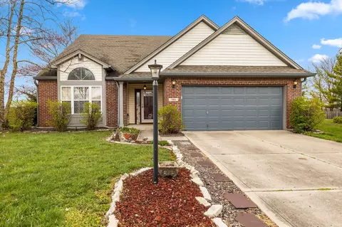780 Downing Dr, Greenwood, IN 46143