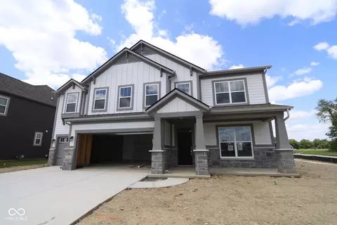 5402 Aspen Wood Ln, Indianapolis, IN 46239