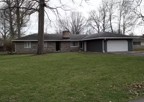 3109 W Stradling Dr, Muncie, IN 47304