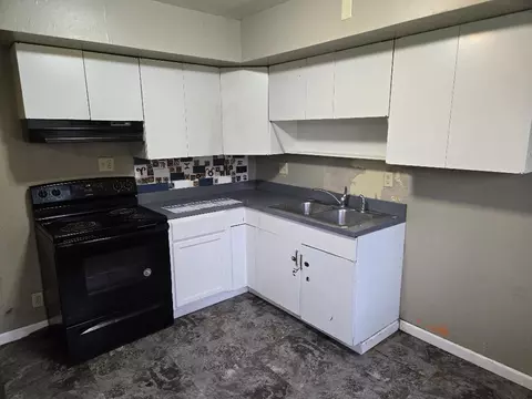 Kitchen - 618 Walsh Ct, Dunkirk, IN 47336 photo 3 of 3