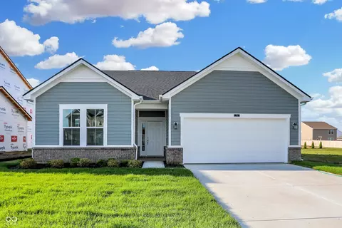 71 Sterling Pl, New Whiteland, IN 46184