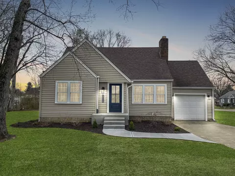 2227 Van Buskirk Rd, Anderson, IN 46011