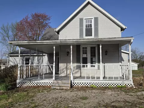 8675 Bono Rd, Terre Haute, IN 47802