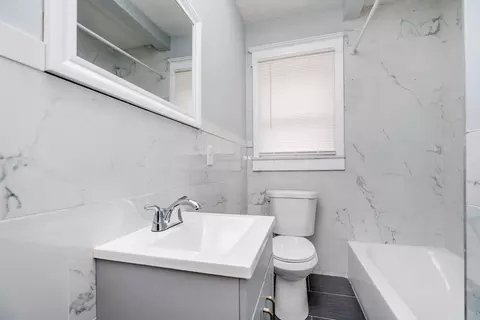 Bath - 2905 E 16th St, Indianapolis, IN 46201 photo 2 of 2