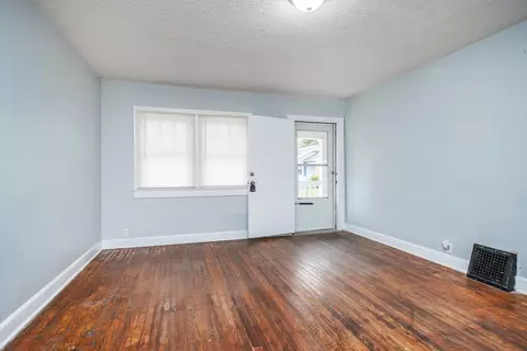 Living - 2905 E 16th St, Indianapolis, IN 46201 photo 1 of 1