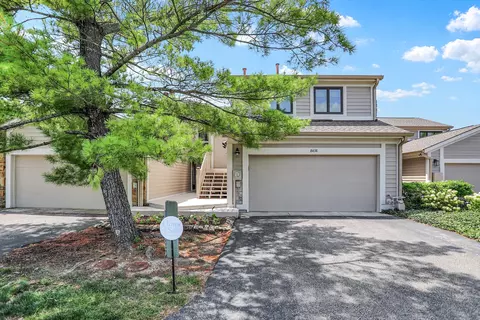 8438 Shoreway Dr, Indianapolis, IN 46240