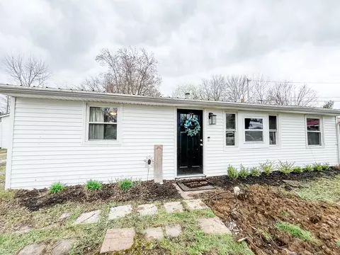 1610 Edgewood Dr, Crawfordsville, IN 47933