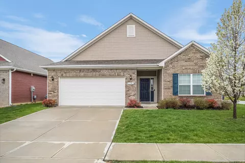 5240 Tanglewood Ln, Whitestown, IN 46075
