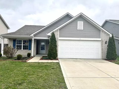 2461 Cabin Hill Rd, Indianapolis, IN 46229