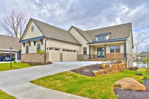 17105 Andry Ct, Westfield, IN 46074