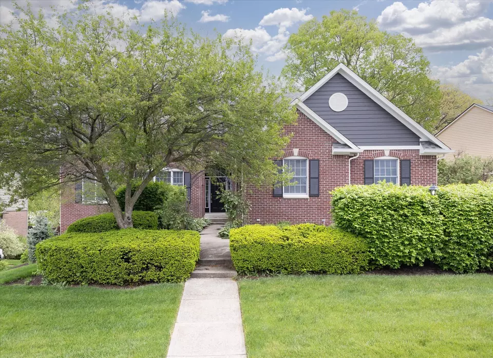  1074 Sullivans Rdg, Zionsville, IN 46077 photo 38