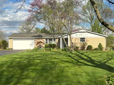 12610 Markay Dr, Fishers, IN 46038