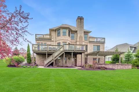 16622 Downstream Dr, Westfield, IN 46062