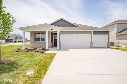 Exterior - 635 Blackrock Dr, Pendleton, IN 46064 photo 2 of 8