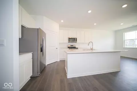Kitchen - 635 Blackrock Dr, Pendleton, IN 46064 photo 1 of 2