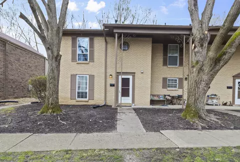 5507 Garden Walk Dr, Indianapolis, IN 46220
