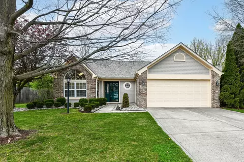 7830 High View Dr, Indianapolis, IN 46236