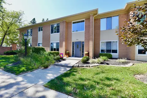 586 E Hunters Dr #B, Carmel, IN 46032