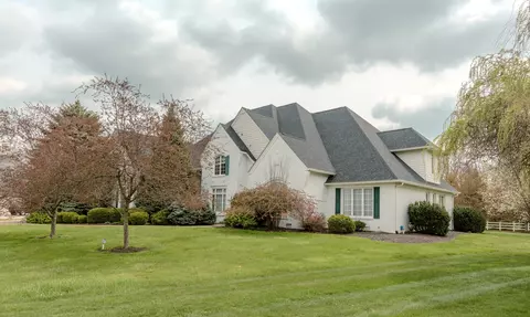 13687 Stone Dr, Carmel, IN 46032