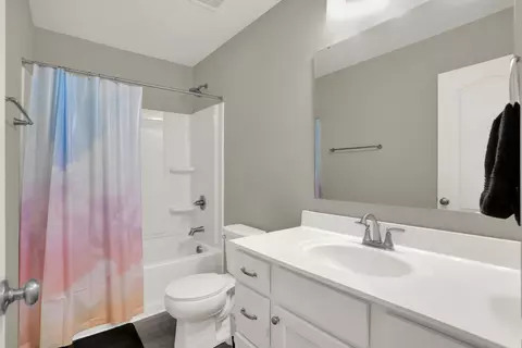 Bath - 8130 Lythrium Way, Plainfield, IN 46168 photo 1 of 2