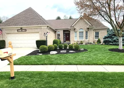 11685 Forest Park Ln, Carmel, IN 46033