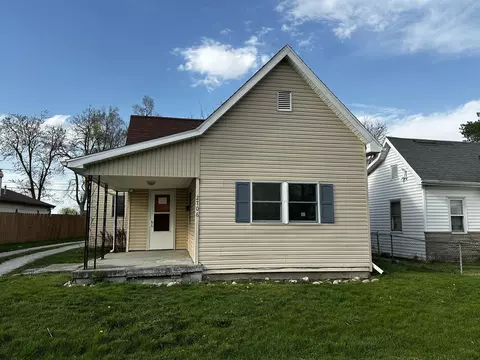 2706 N C St, Elwood, IN 46036
