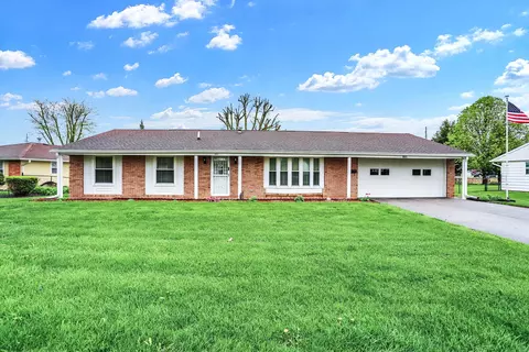 801 Sweetbriar Ave, Whiteland, IN 46184