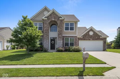 13683 Alvernon Pl, Fishers, IN 46038