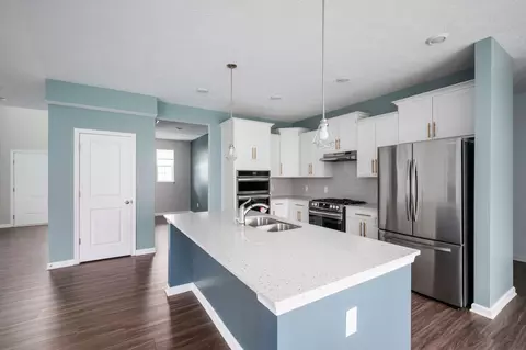Kitchen - 362 Mallard Dr, Pendleton, IN 46064 photo 3 of 4