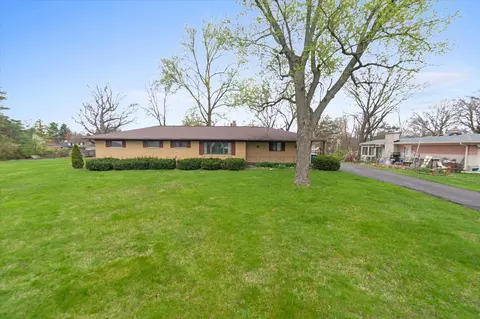 6904 Honnen Dr W, Indianapolis, IN 46256