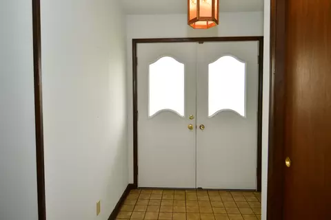 Entry Way - 246 Plainview Dr, Avon, IN 46123 photo 1 of 1