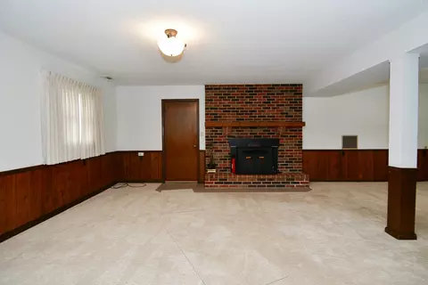 Living - 246 Plainview Dr, Avon, IN 46123 photo 1 of 2