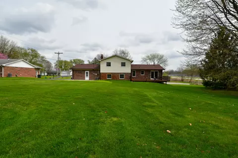 Exterior - 246 Plainview Dr, Avon, IN 46123 photo 4 of 5